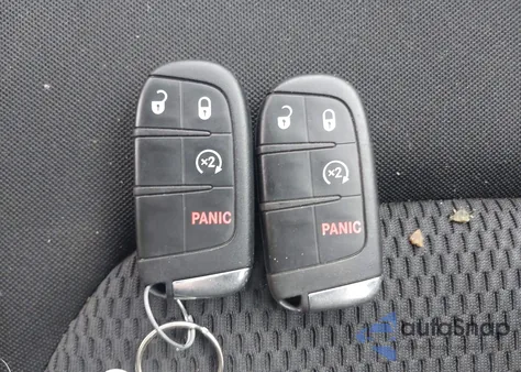 2018 Jeep Renegade Altitude 4X4 из США, поврежденный, VIN ZACCJBBB0JPH15568